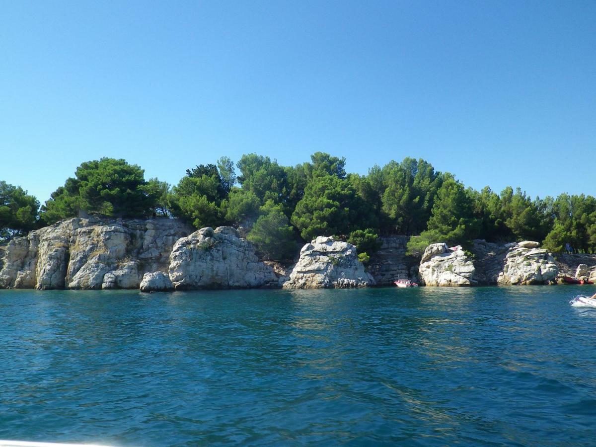 Villa Mediterranea Murter Luaran gambar